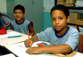 Escolha do livro didático começa nesta sexta-feira e vai até 8 de setembro