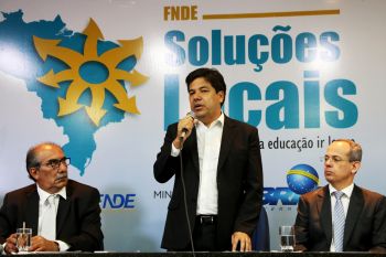 Ministro da Educação anuncia repasse de mais de R$ 171 milhões para educação básica