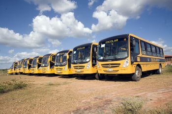 FNDE monitora execução do PDDE e dos programas de transporte escolar em MG