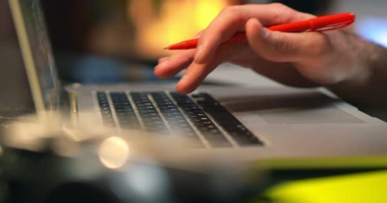 Estados e municípios devem atualizar documentação no Simec para receber recursos do PAR
