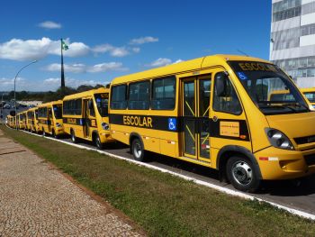 FNDE repassa recursos para alimentação e transporte escolar