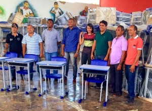 Mobiliário Escolar em Timbiras