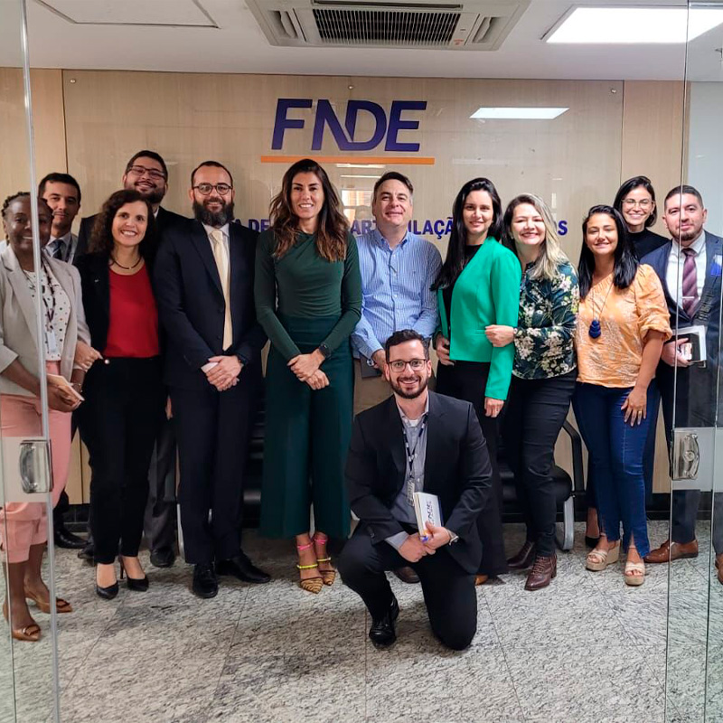 foto do fnde de 55 Anos