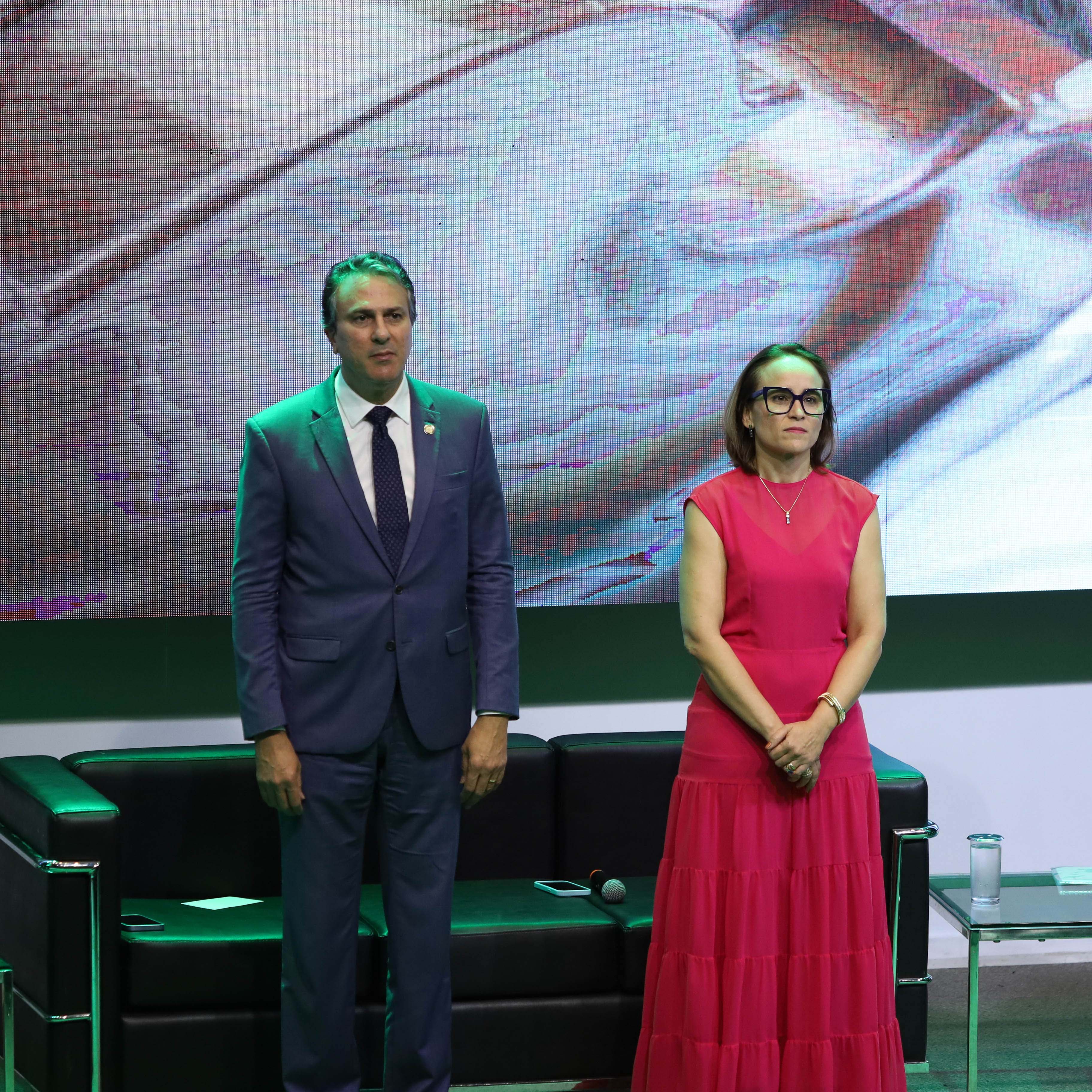 foto do fnde de 55 Anos