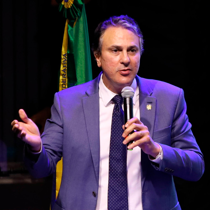 foto do fnde de 55 Anos