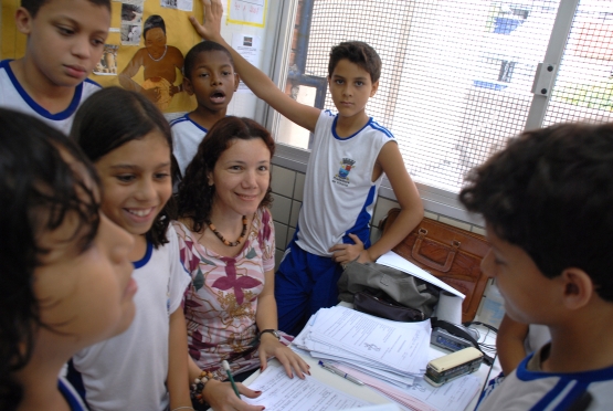 FNDE repassa R$ 952 milhões do salário-educação