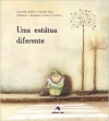 Uma estátua diferente