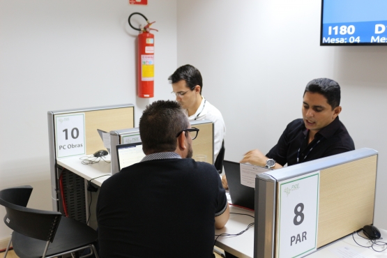 Técnicos e gestores educacionais participam de capacitação e atendimento no FNDE