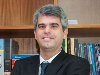 Romeu Caputo: “As escolas precisam se concentrar no processo educacional”