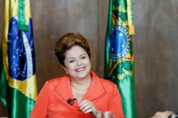 Dilma ressalta a importância das creches: “Oferecer creche de qualidade, principalmente para a população mais pobre, é o primeiro passo para garantir uma saída permanente e sustentável da pobreza e dar um futuro ao país”