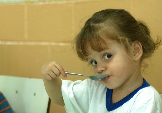 FNDE vai fazer repasses extras para alimentação escolar