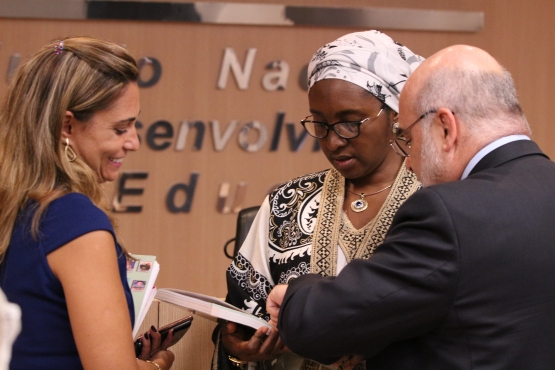 Delegação da Nigéria visita o Brasil para conhecer programa de alimentação escolar