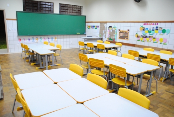 Aberta consulta pública sobre especificações técnicas de mobiliário escolar